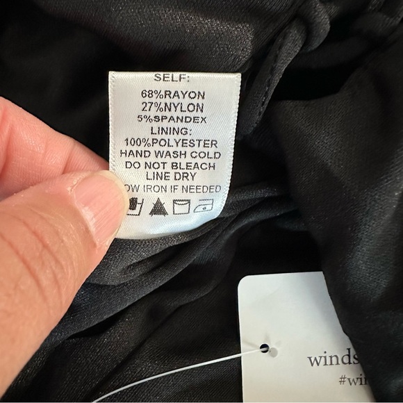 Windsor women's black wide leg romper size medium with spaghetti straps, nwt - Picture 6 of 6